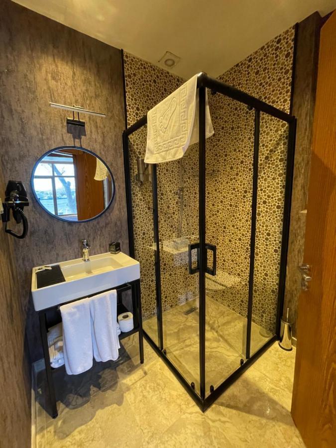 Weingart Port Seaside Hotel Istanbul Eksteriør billede
