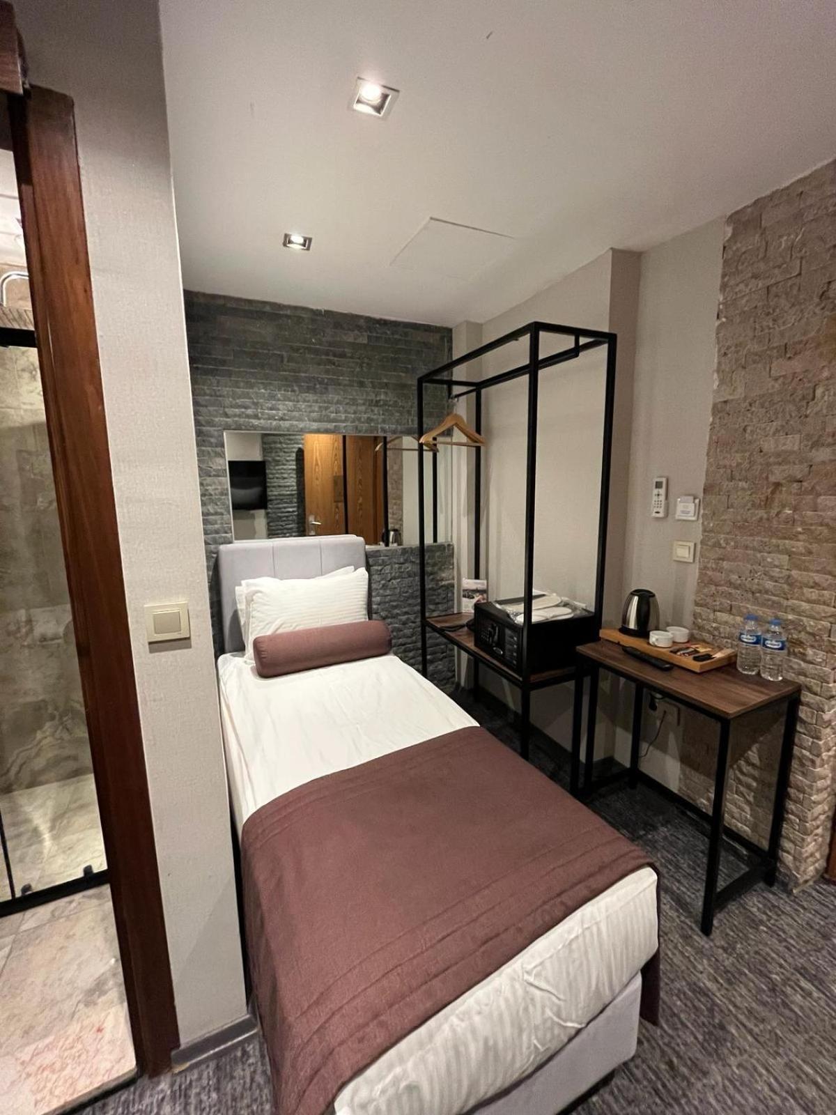 Weingart Port Seaside Hotel Istanbul Eksteriør billede